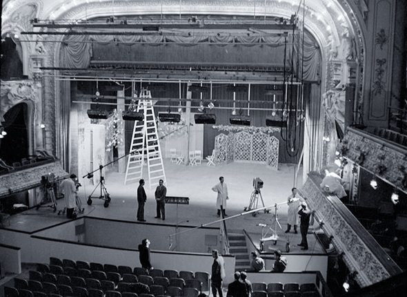 theaterbühne als studio